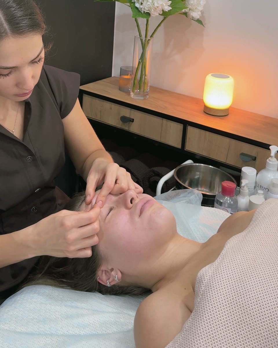 Проработка бровей